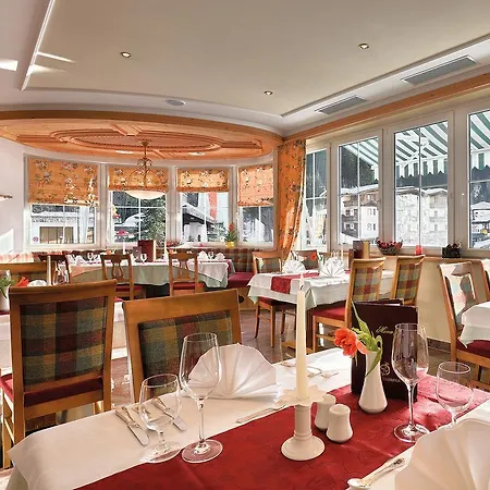 Maria Theresia Otel 4*