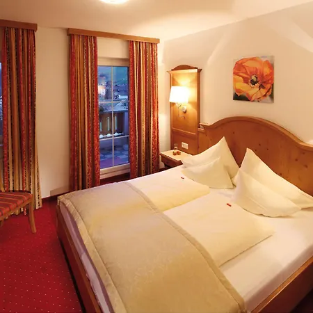 فندق Maria Theresia 4*