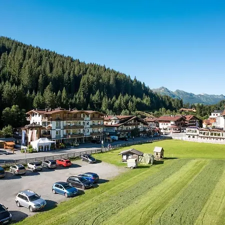 Maria Theresia Otel 4*